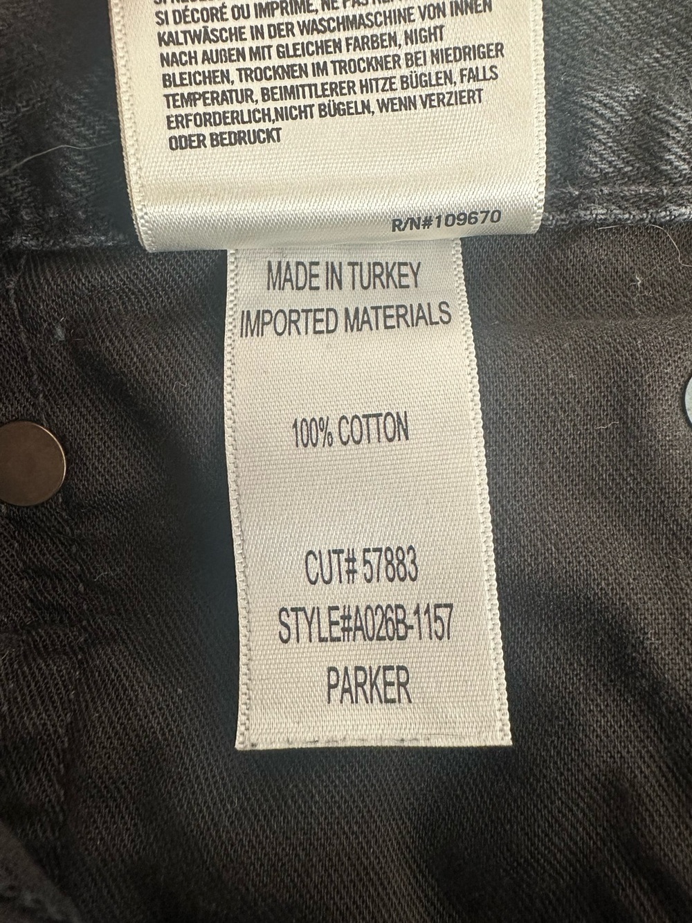 Agolde Parker Shorts in Black - Picture 5 of 5